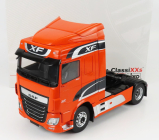 Premium classixxs DAF Xf Space Cab Tractor Truck 2-assi 2016 1:18 Orange Silver