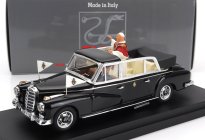 Rio-models Mercedes Benz 300d Limousine Semiconvertible 1960 - S postavičkou vodiča a pápeža - Papa Giovanni Xxiii 1:43 Black