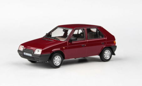 Abrex Škoda Favorit 136L (1988) 1:43 – červená apollo