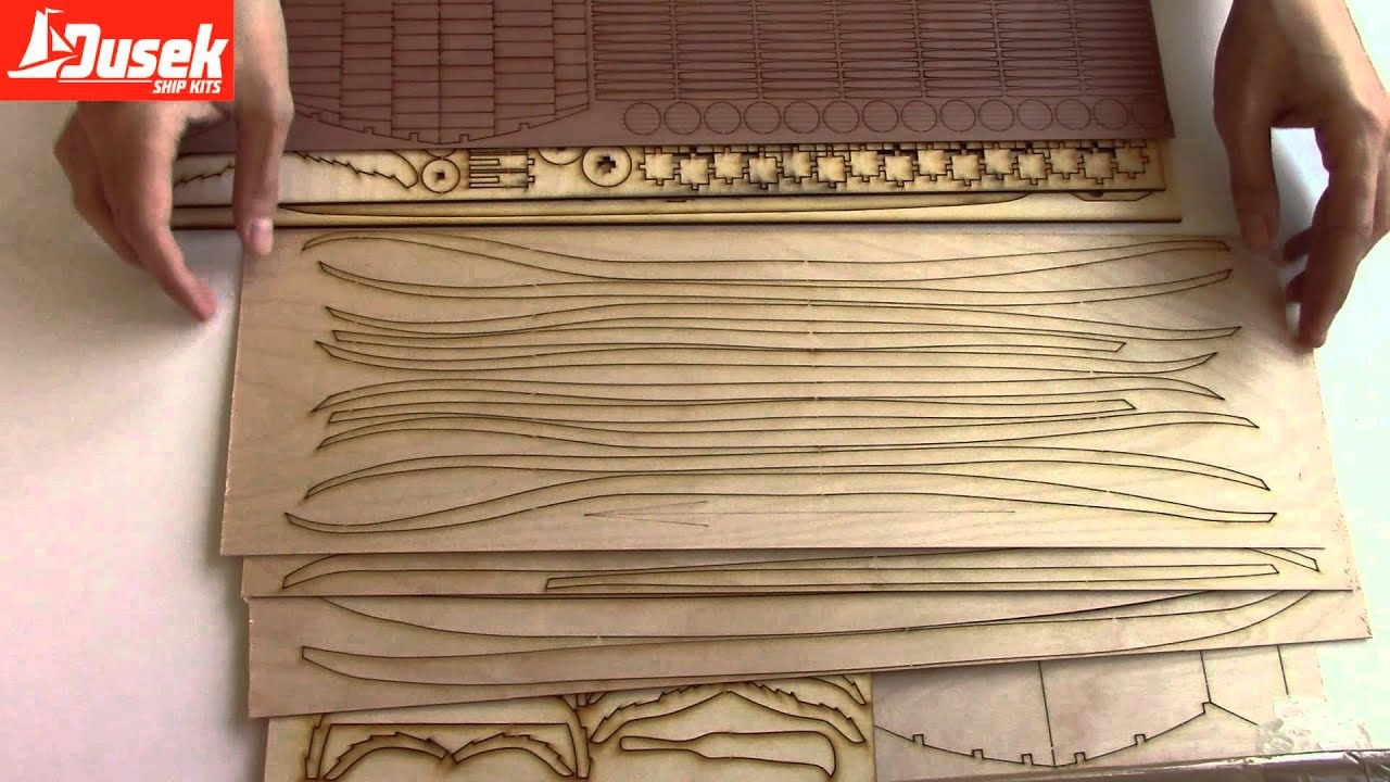 Dušek vikingská loď Knarr 1:35