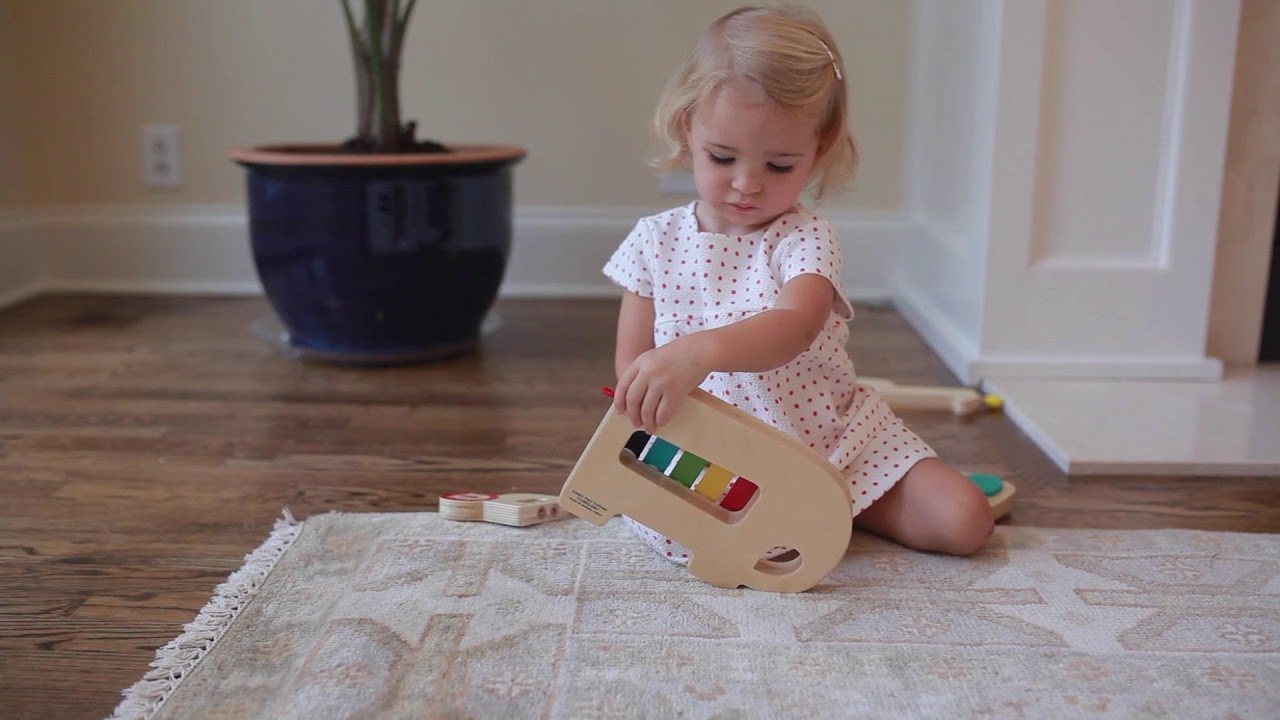 Petit Collage Drevený xylofón slon