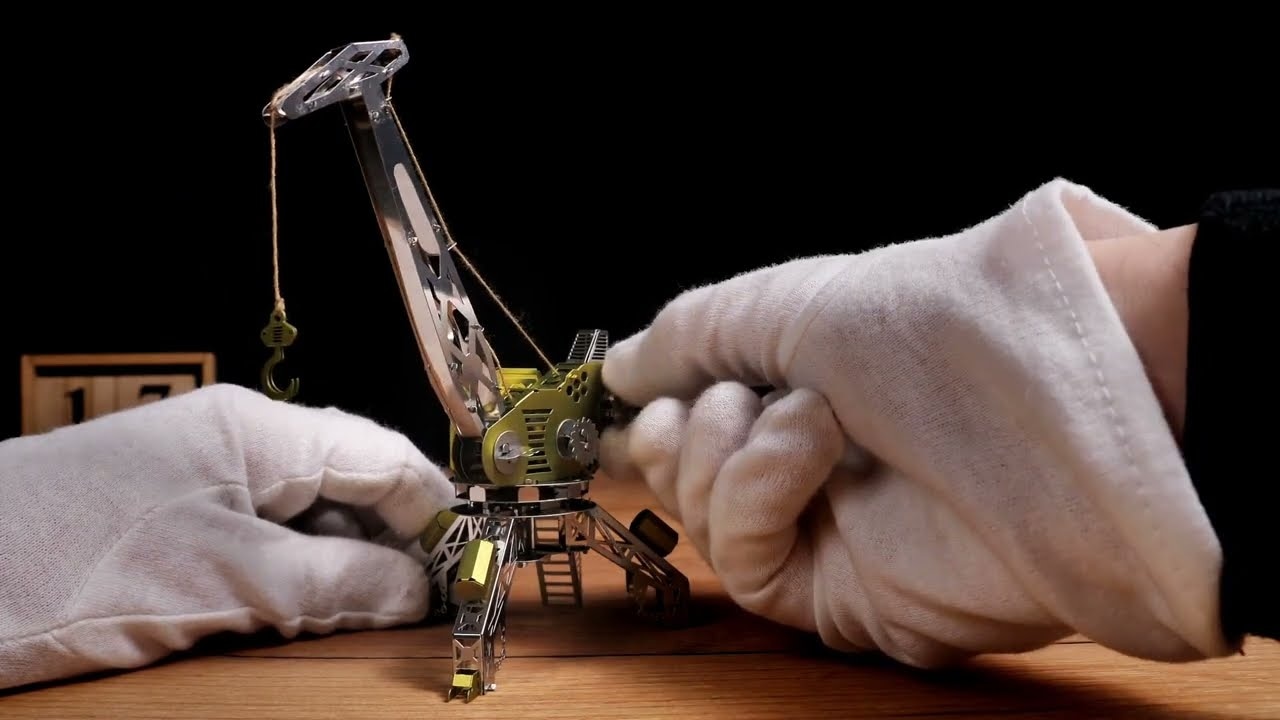 Oceľová stavebnica Mighty Machine