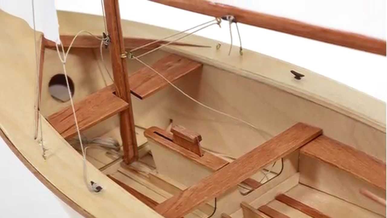 RC stavebnica Krick Vaurien plachetnica kit