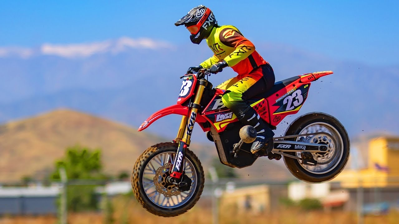 Motocykel Losi Promoto-MX 1:4 RTR, Pro Circuit