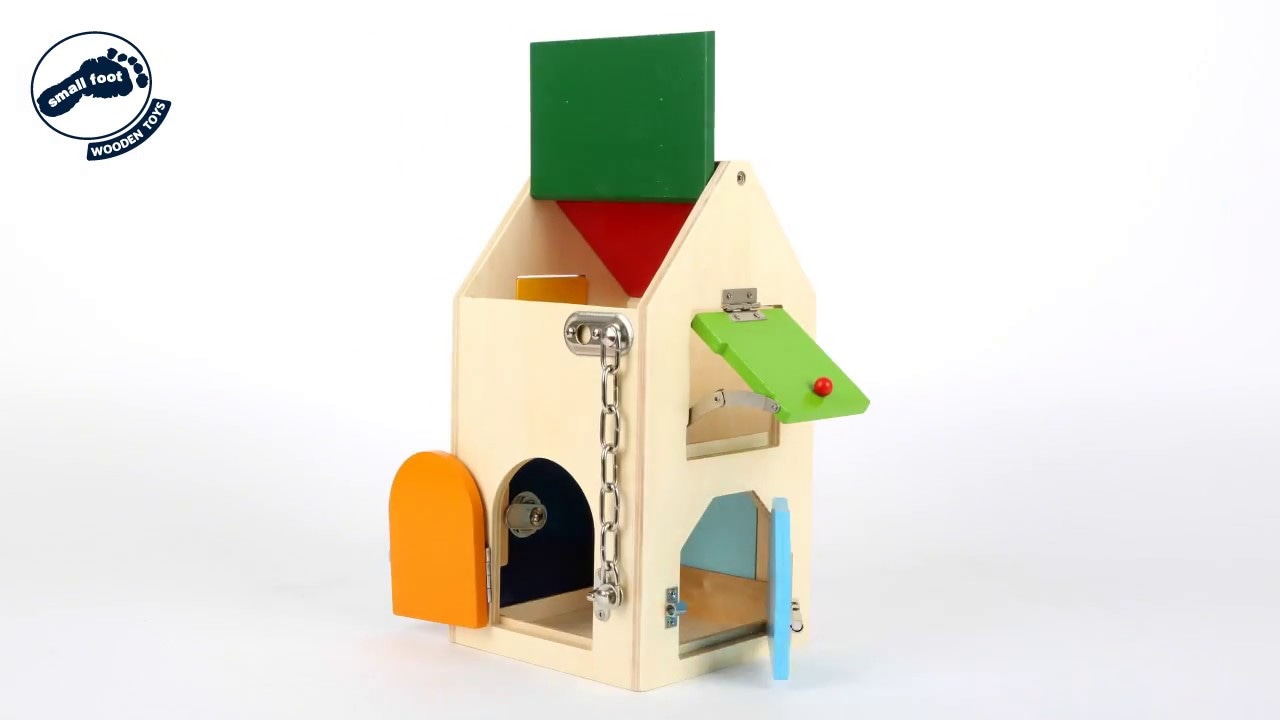 Malý motorový domček so zámkami - poškodený obal