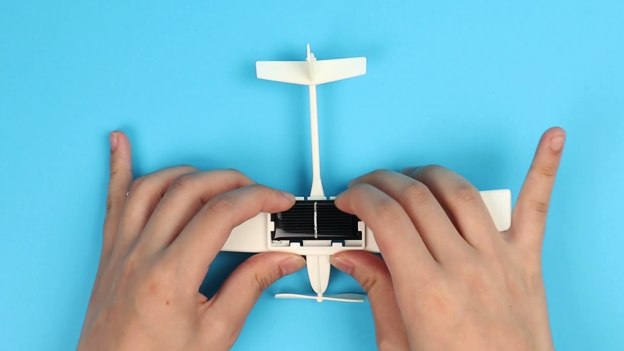 Solárna stavebnica – lietadlo