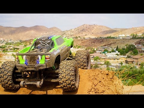 Traxxas X-Maxx 8S Belted 1:5 4WD RTR oranžová