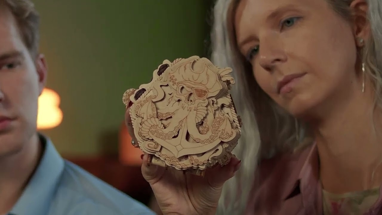 3D drevené puzzle EscapeWelt "Černovousov kompas"