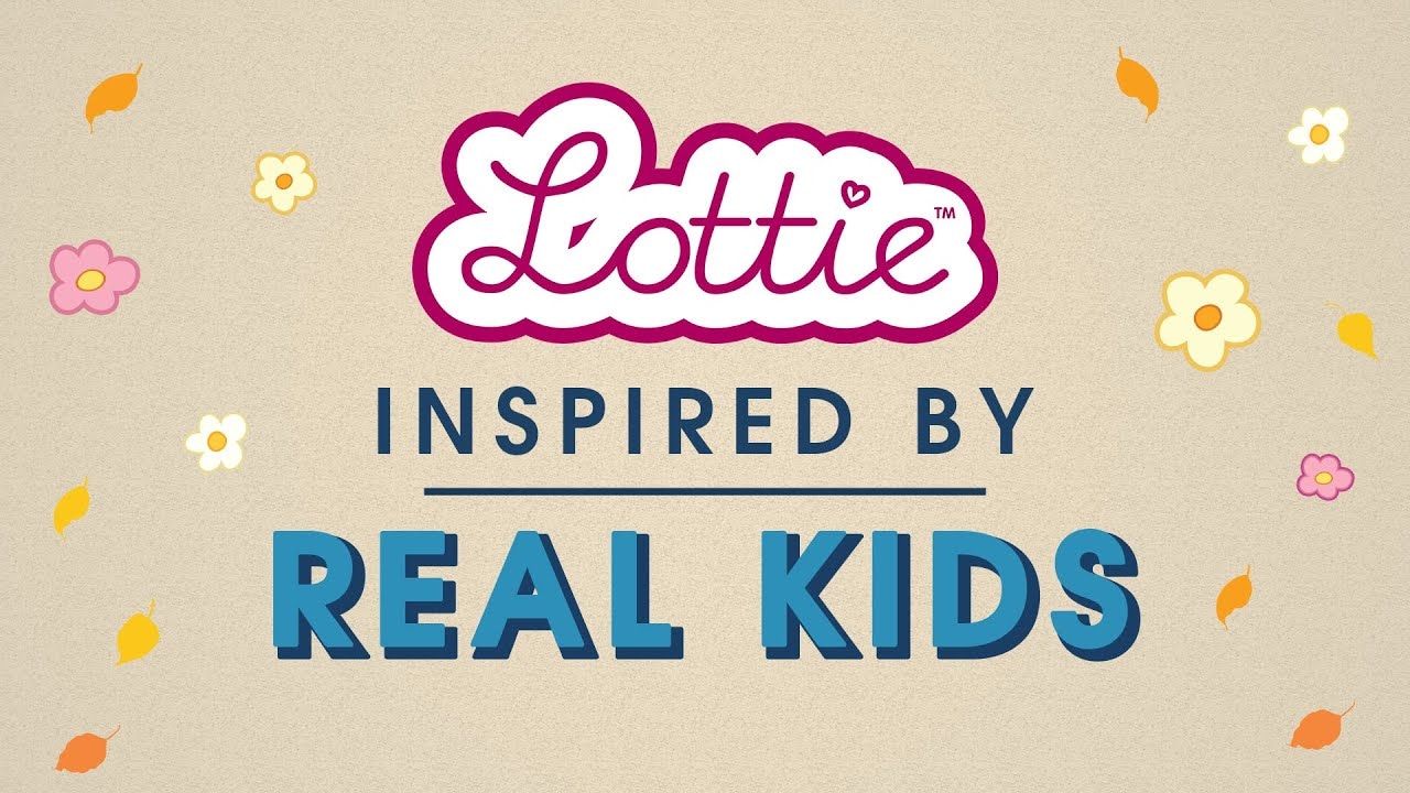 Školáčka Lottie Doll