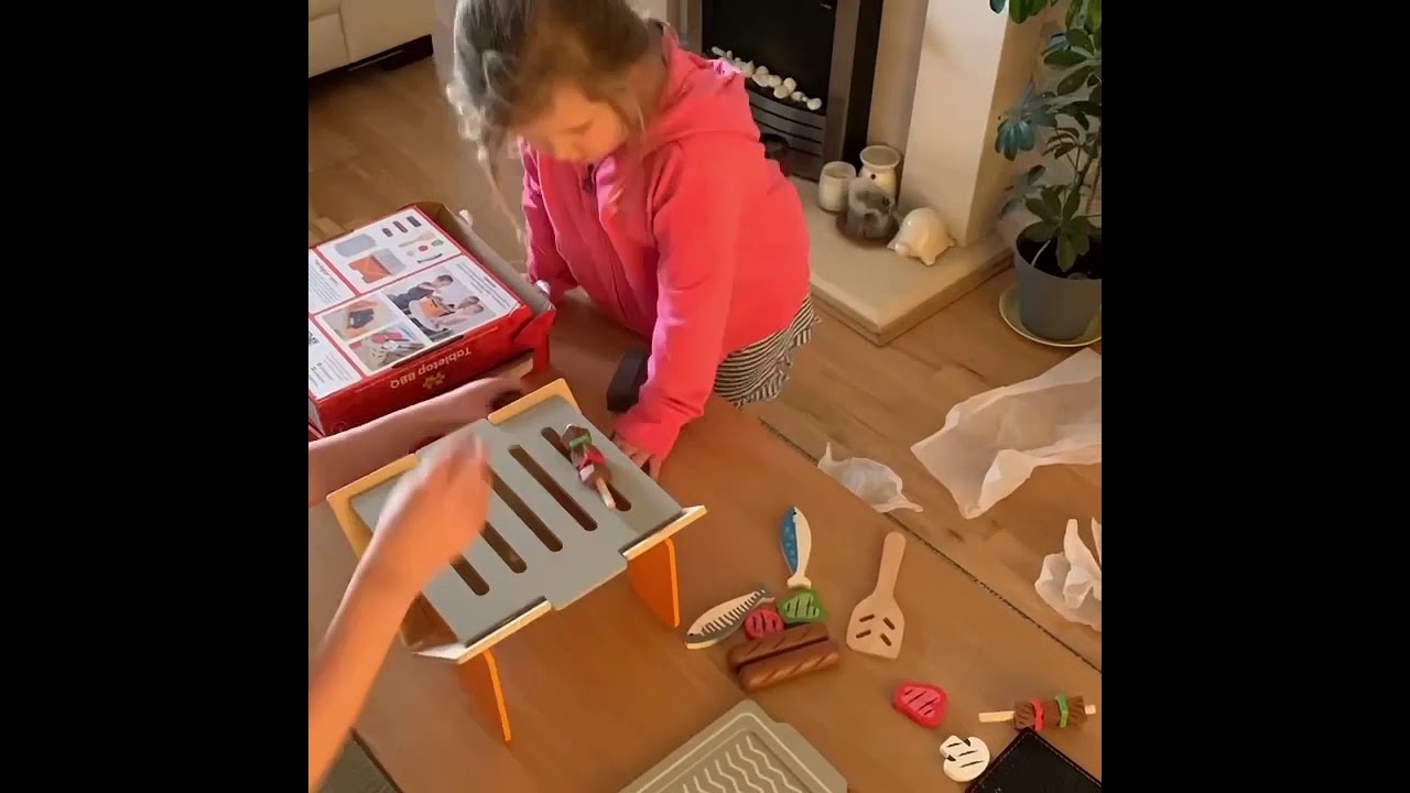 Bigjigs Toys Stolný gril