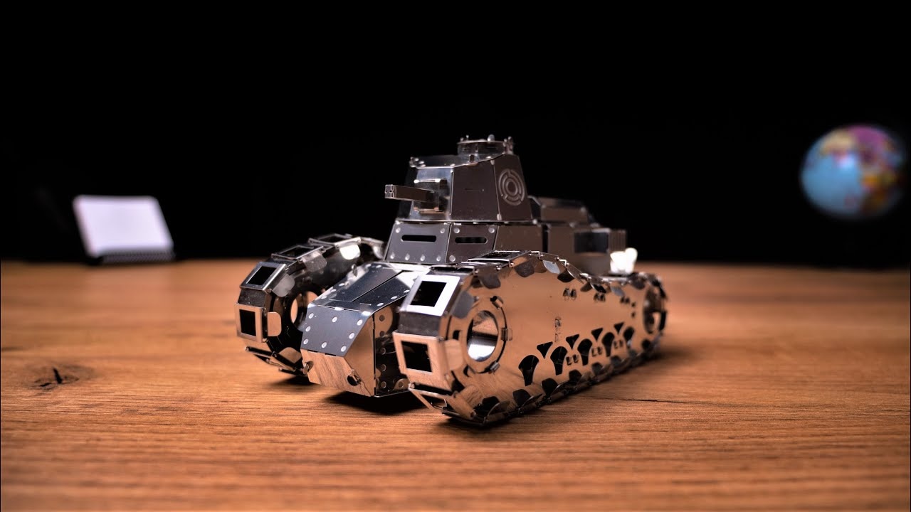 Oceľová stavebnica Nimble Fighter