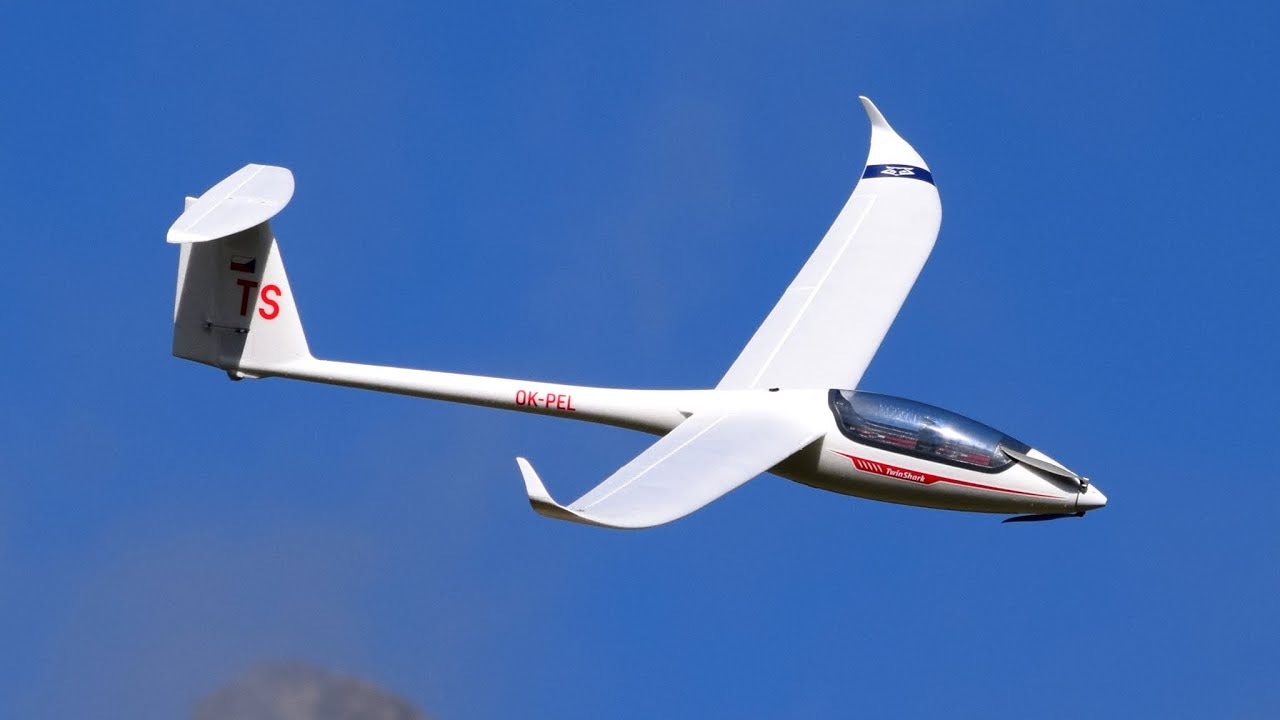 KAVAN 304TS TwinShark 2700 mm – ARF