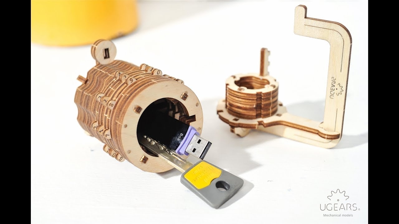 Ugears 3D drevené mechanické puzzle hrad