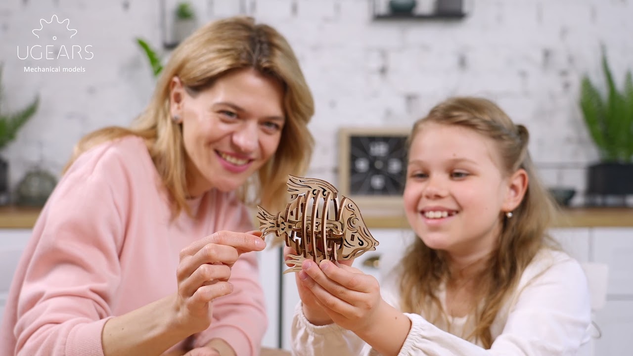 Ugears 3D drevené mechanické puzzle Mechanické akvárium
