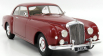 Modely v mierke Cult-scale Bentley S1 Continental Fastback Coupe 1955 1:18 Červená