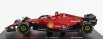 Bburago Ferrari F1-75 Scuderia Ferrari N 55 Sezóna 2022 Carlos Sainz s prilbou a plastovou vitrínou - exkluzívny model auta 1:43 červený