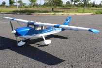 Cessna Skylane T 182 1,75 m modro-biela