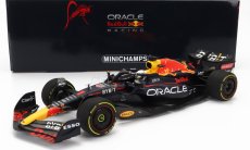 Minichamps Red bull F1 Rb18 Team Oracle Red Bull Racing N 1 Víťaz francúzskeho Gp Majster sveta 2022 Max Verstappen 1:18 Matná modrá žltá červená