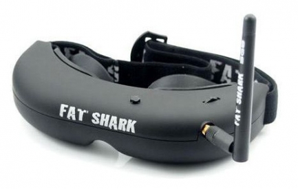 Fat Shark Attitude V2 s kamerou CMOS 600TVL a vysielačom