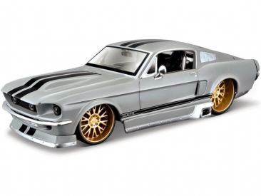 Maisto Ford Mustang GT 1967 1:24