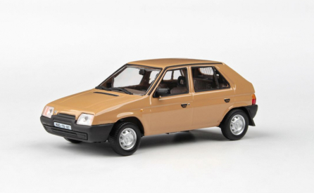 Abrex Škoda Favorit 136L (1988) 143 – hnedá beduínska