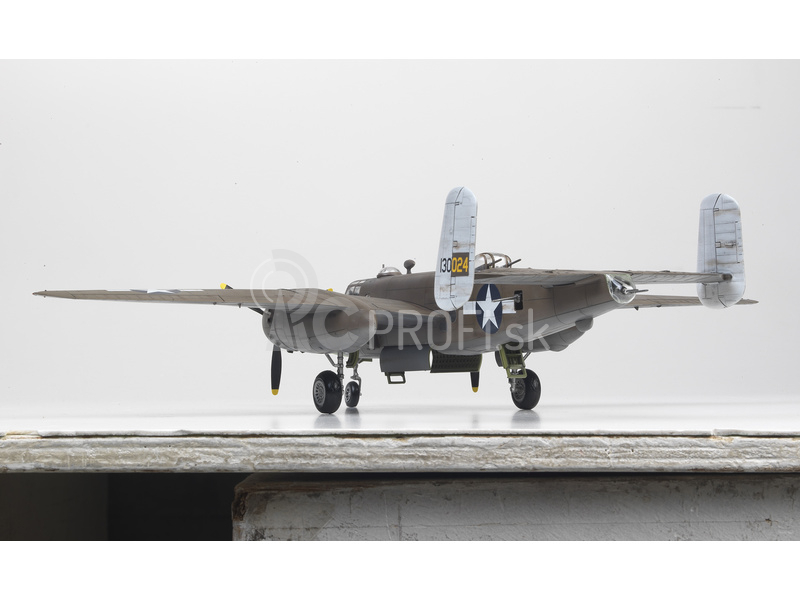 Academy North American B-25D USAAF Pacific Theatre (1:48)