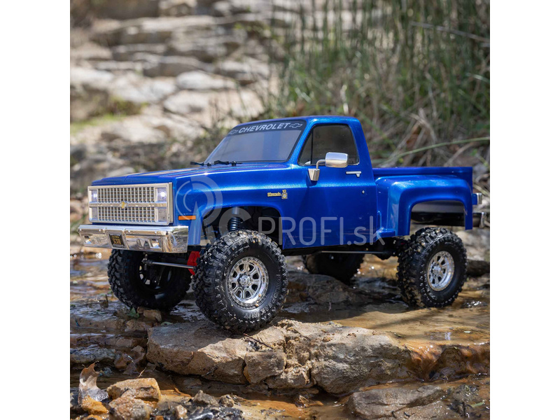 Axial SCX10 III Base Camp 1:10 4WD Chevy K10 1982 RTR modrý