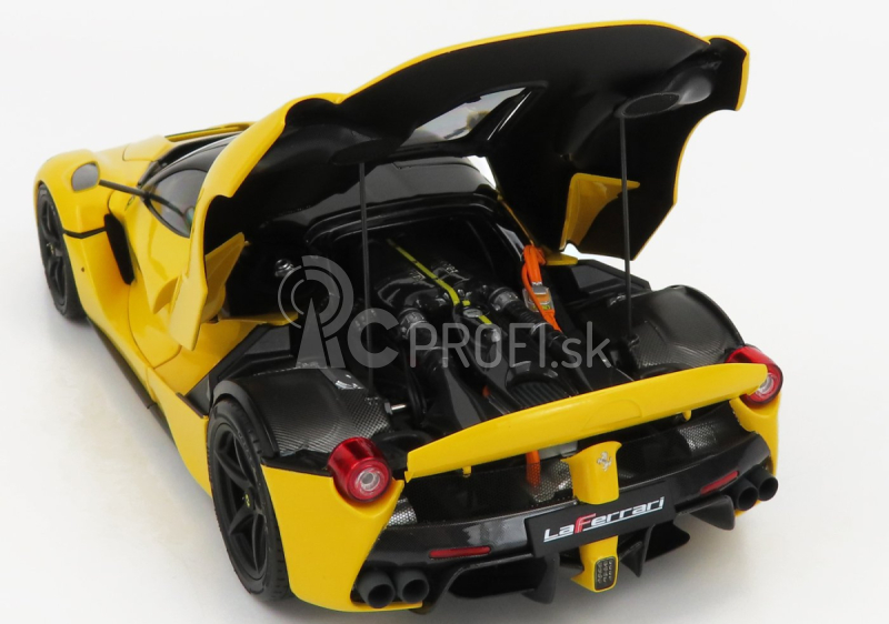 Bbr-models Ferrari Laferrari 2013 - Čierne kolesá 1:18 Giallo Modena - Žlto-čierna