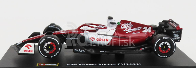 Bburago Alfa romeo F1 C42 Team Orlen Racing N 24 Bahrain Gp 2022 Guanyu Zhou - s prilbou a plastovou vitrínou - exkluzívny model 1:43 bielo-červená met.
