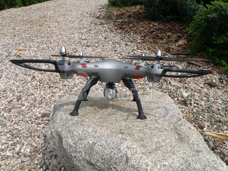 RC dron K800FPV