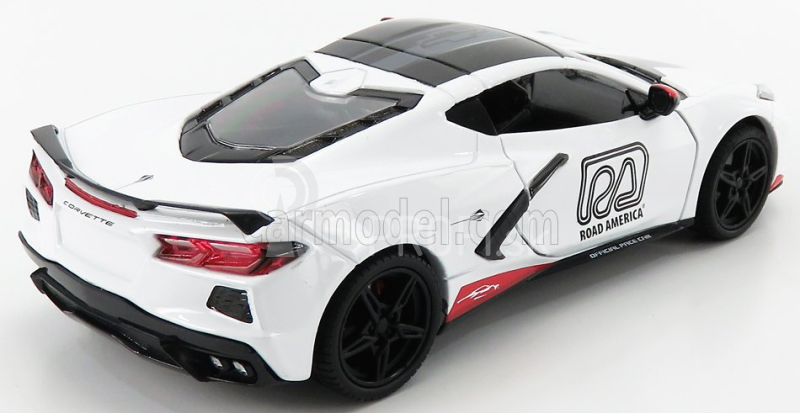 Greenlight Chevrolet Corvette C8 Official Pace Car Road America 2020 1:24 biely