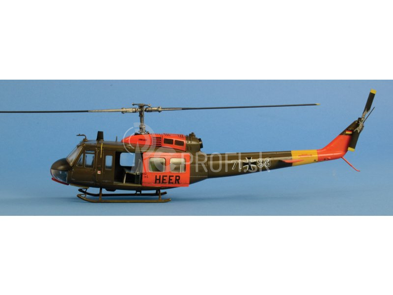 Italeri Bell UH-1D Slick (1:48)