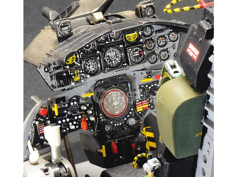 Italeri Lockheed F-104 G Starfighter – kokpit (1:12)