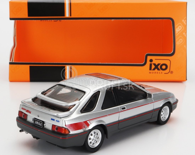 Ixo-models Ford england Sierra Xr4i 1984 1:43 Strieborná