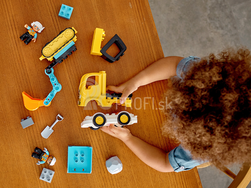 LEGO DUPLO – Nákladné auto a pásový bager